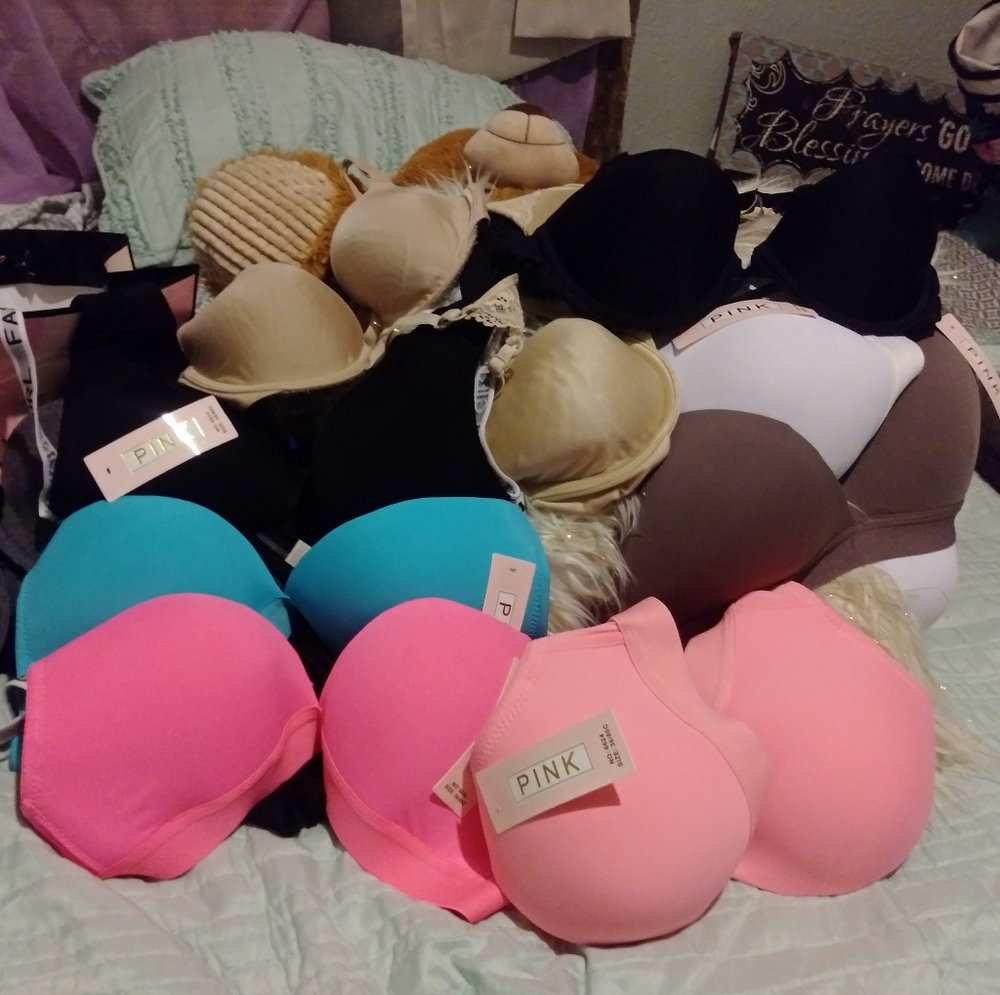 12 victoria secrets Pink bras with tags